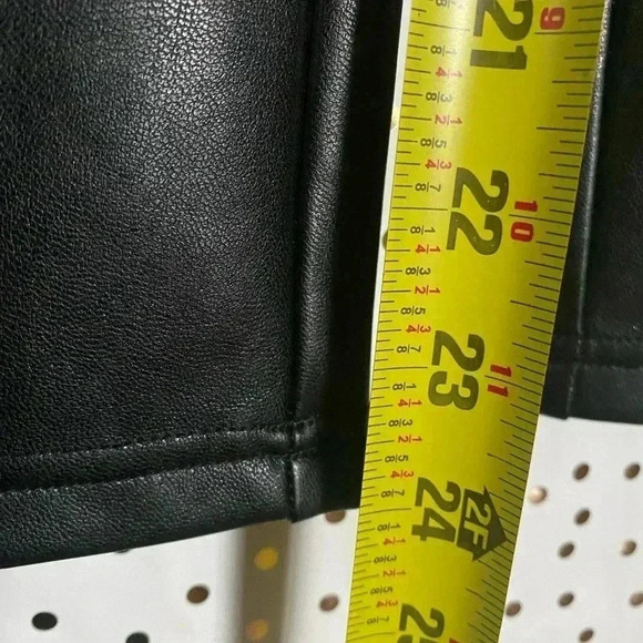 Abercrombie & Fitch Vegan Leather Black Pants - Picture 4 of 6